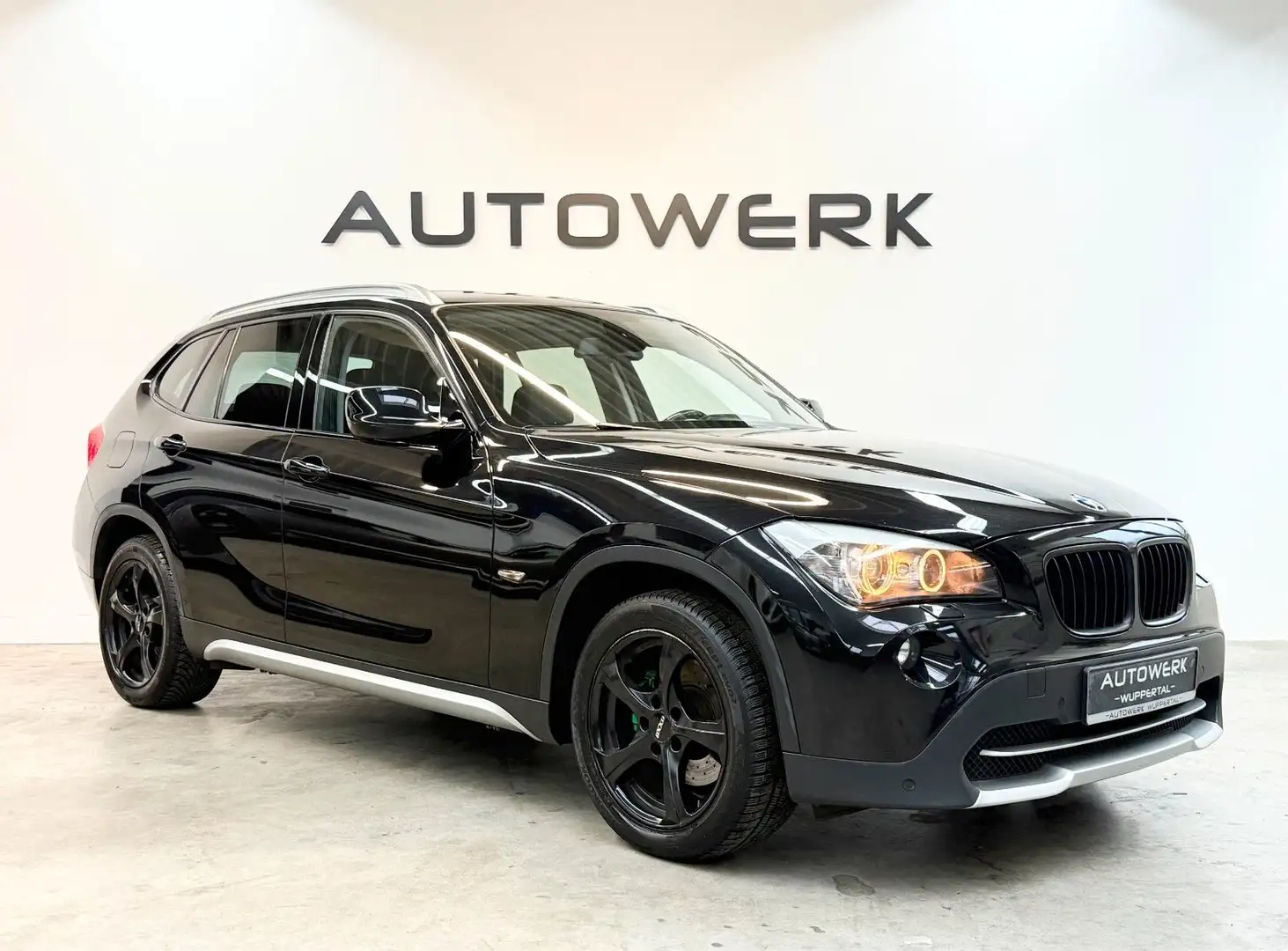 BMW X1 18 i sDrive*PDC* Negro - 1