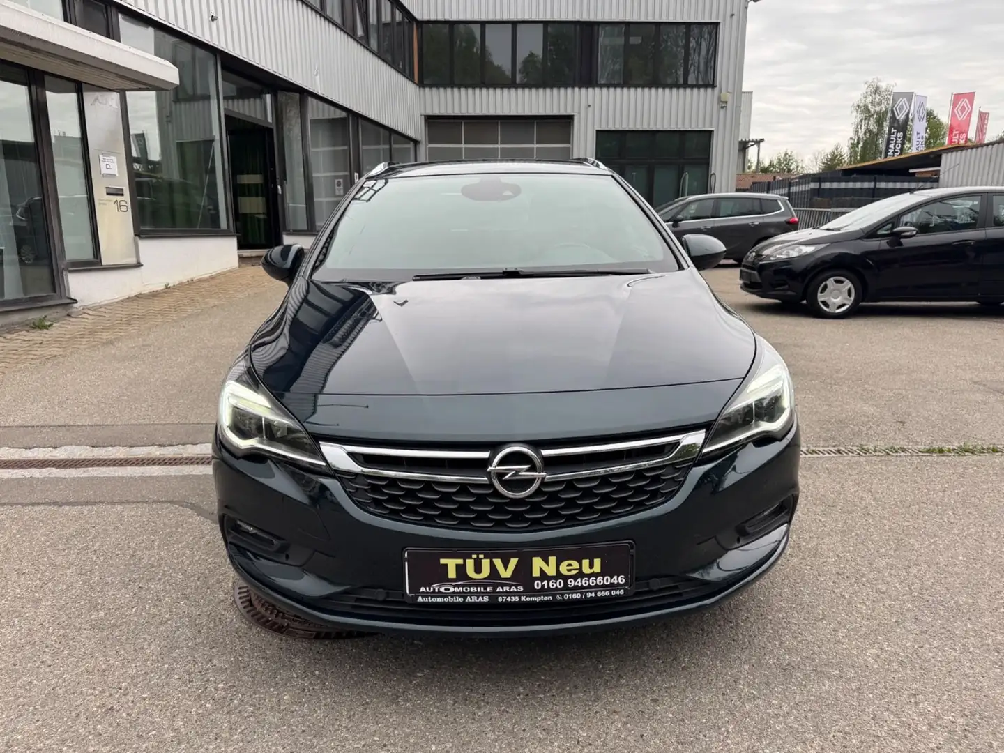 Opel Insignia A 1,6 CDTI Sports Tourer Tüvneu Euro 6 Negro - 2