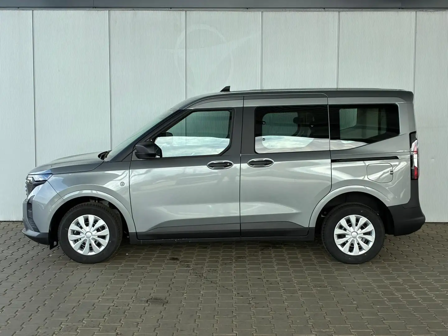 Ford Tourneo Courier Trend  1,0 Ecoboost Automatik / Winterpaket Tem... Silber - 2