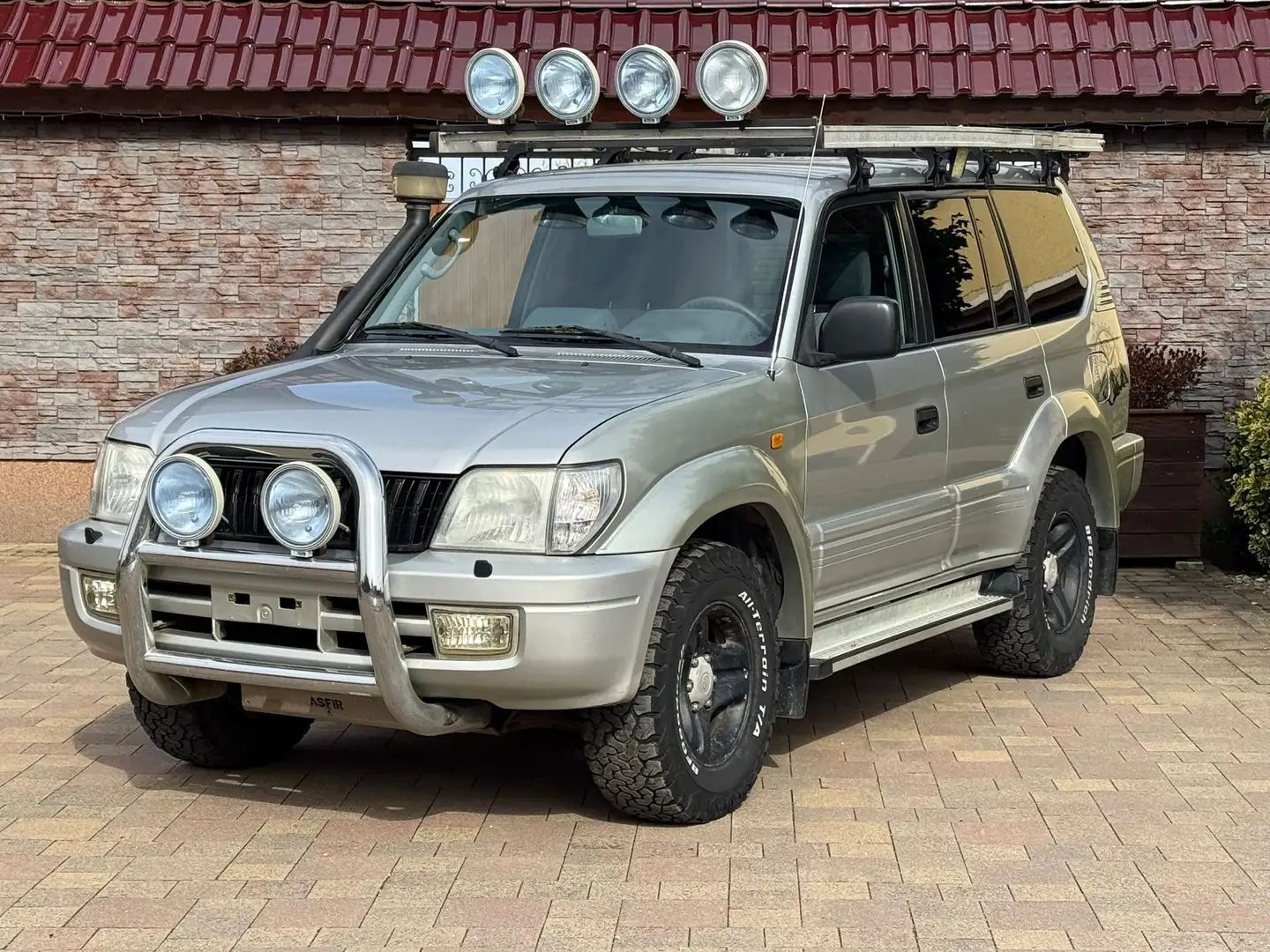 Toyota Land Cruiser Land Cruiser D-4D KJ95 Special Silber - 1