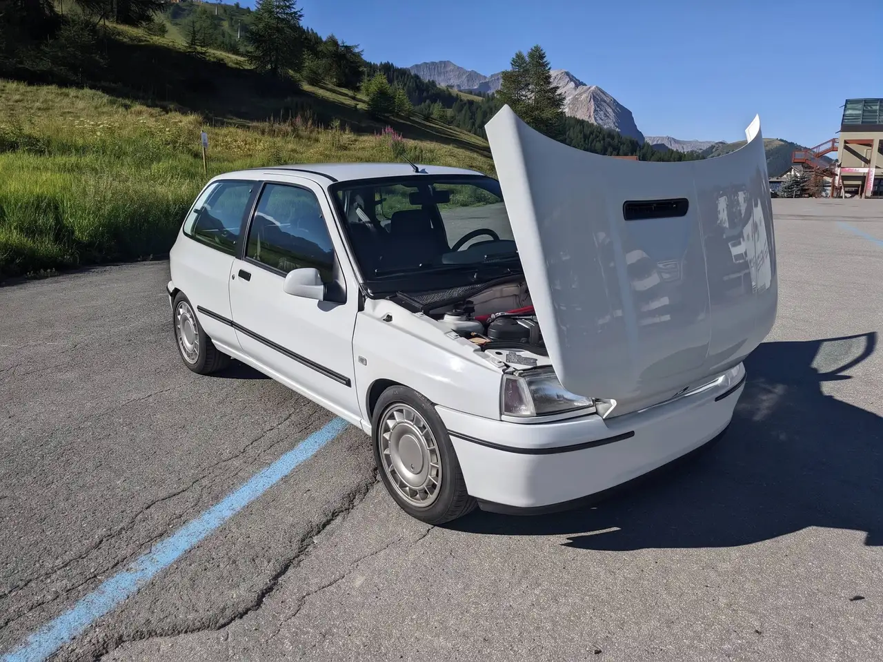 Renault Clio 3p 1.8 16v, foto 5