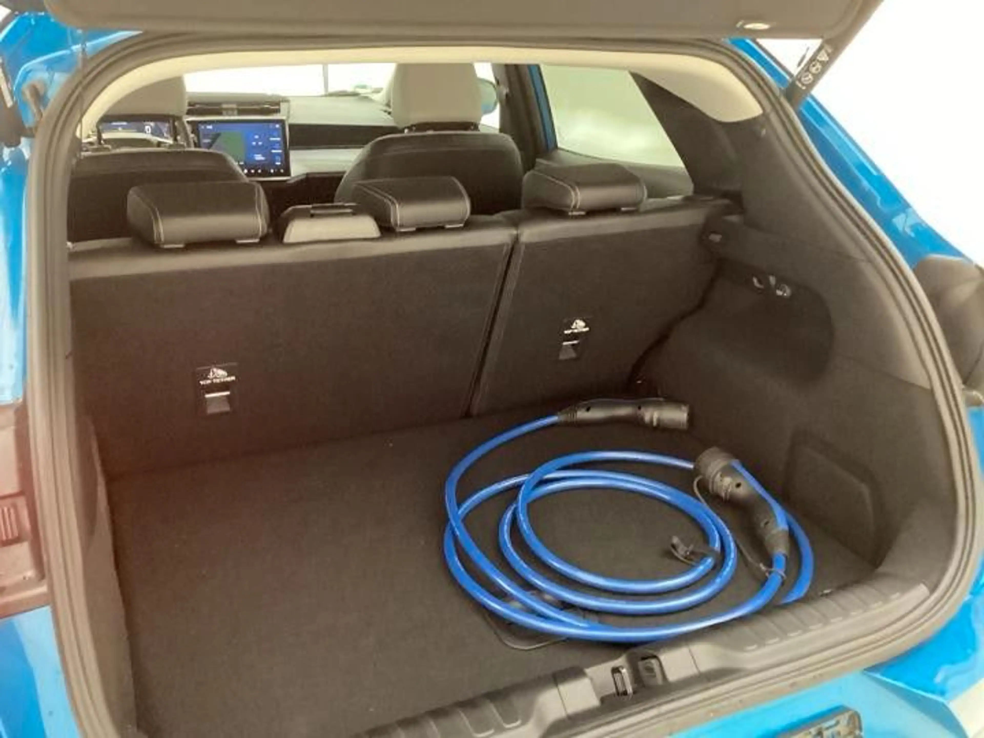 Ford Puma Gen-E 368 Puma Gen-E Premium 46,8 kWh — photo 4