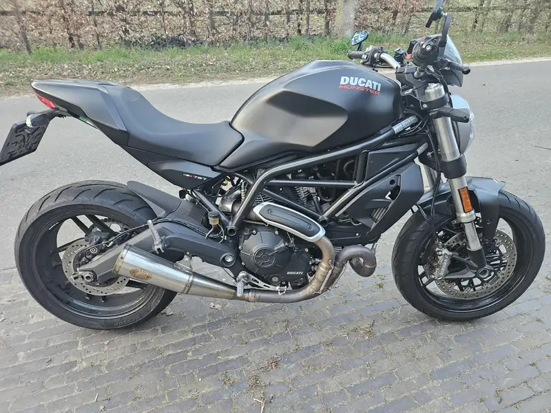 Ducati Monster 797 - foto 4