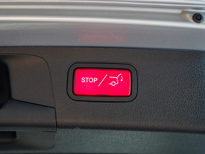 Mercedes-Benz E 220 E 220 d T AVANTGARDE CarPlay Kamera Spur Totwink — photo 13