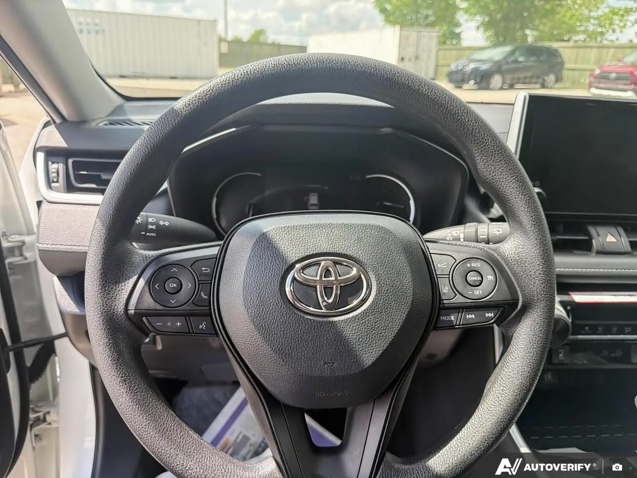 Toyota RAV 4 снимка Toyota RAV 4