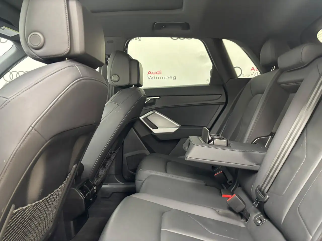 Audi Q3 снимка Audi Q3