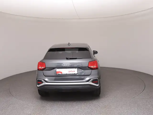 Audi Q2 view 6