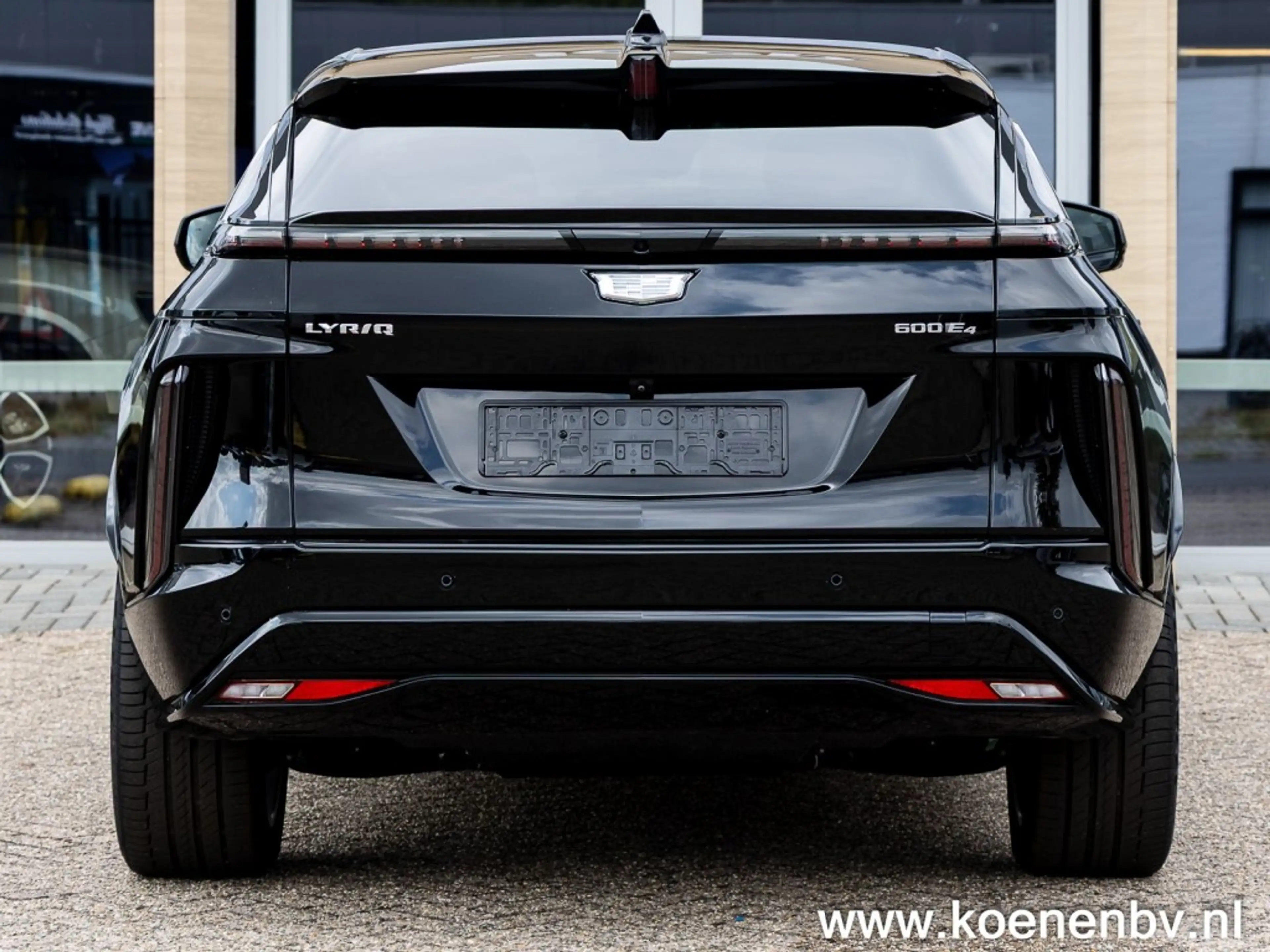 Cadillac Lyriq Sport Level 3 600 E4 AWD 528PK EV/ 530 KM WLTP Act — photo 9