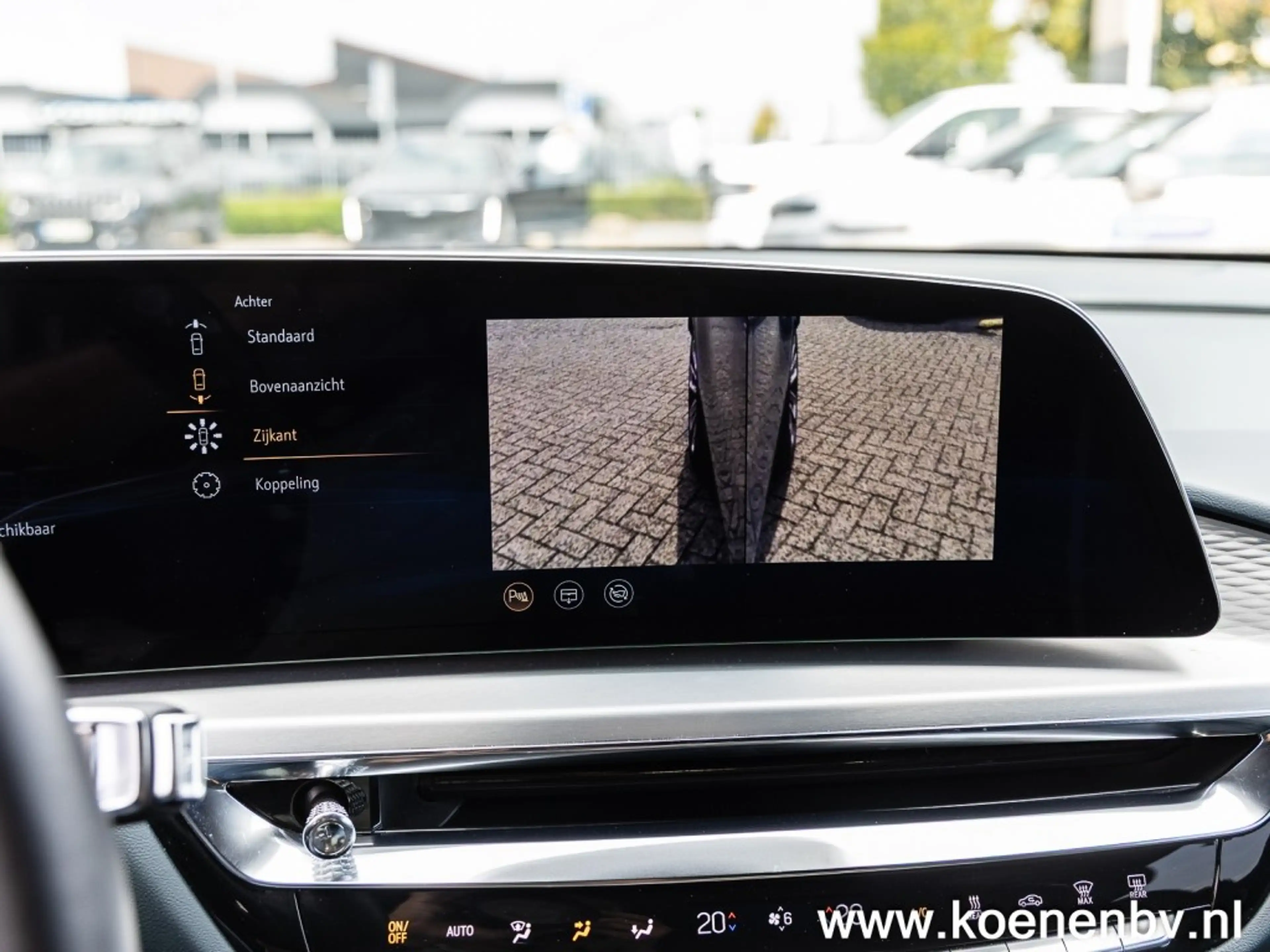 Cadillac Lyriq Sport Level 3 600 E4 AWD 528PK EV/ 530 KM WLTP Act — photo 31