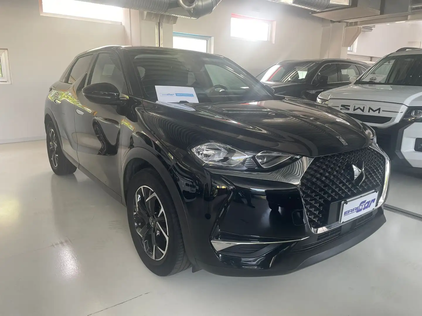 DS Automobiles DS 3 Crossback 1.2 PureTech So Chic 100Cv 74kW E6 Zwart - 2