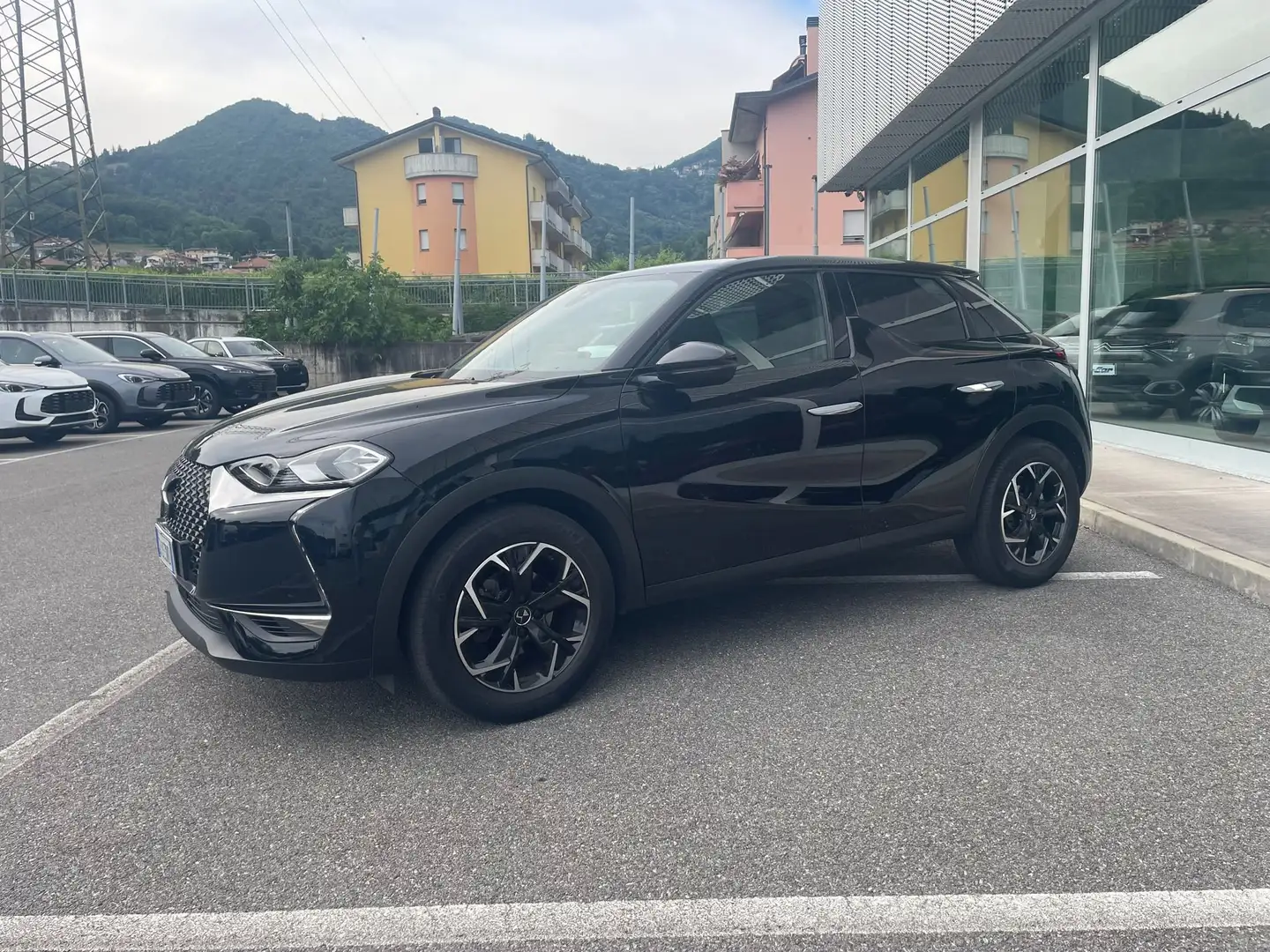 DS Automobiles DS 3 Crossback 1.2 PureTech So Chic 100Cv 74kW E6 Nero - 1