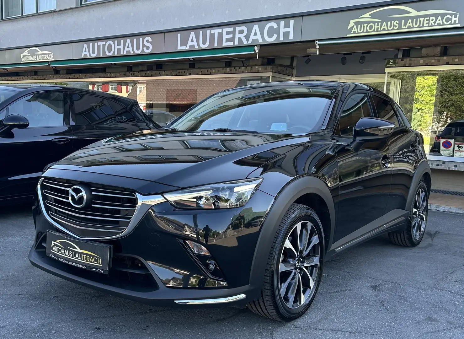 Mazda CX-3 Exclusive-Line Automatik *KAMERA *NAVI *APP *LED Schwarz - 1