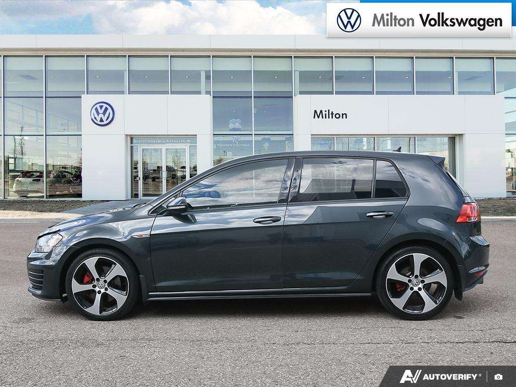 2017 Volkswagen Golf 5-Dr 2.0T Autobahn 6sp — снимка 1