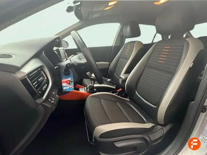 Kia Stonic 2019, foto 11