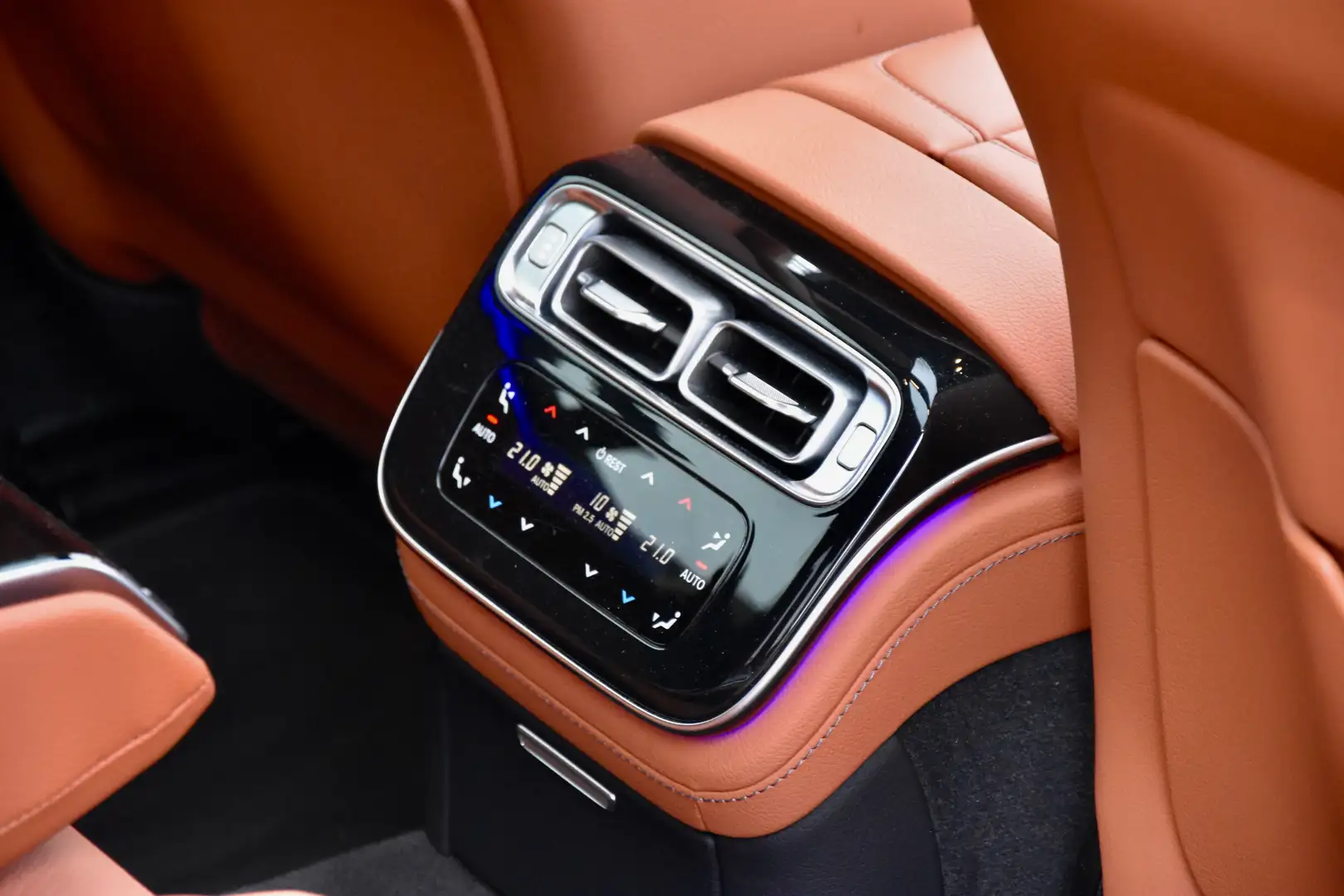 Mercedes-Benz S 350 AMG PACK **CHAUFFEUR PACK** 4-MATIC Negro - 2