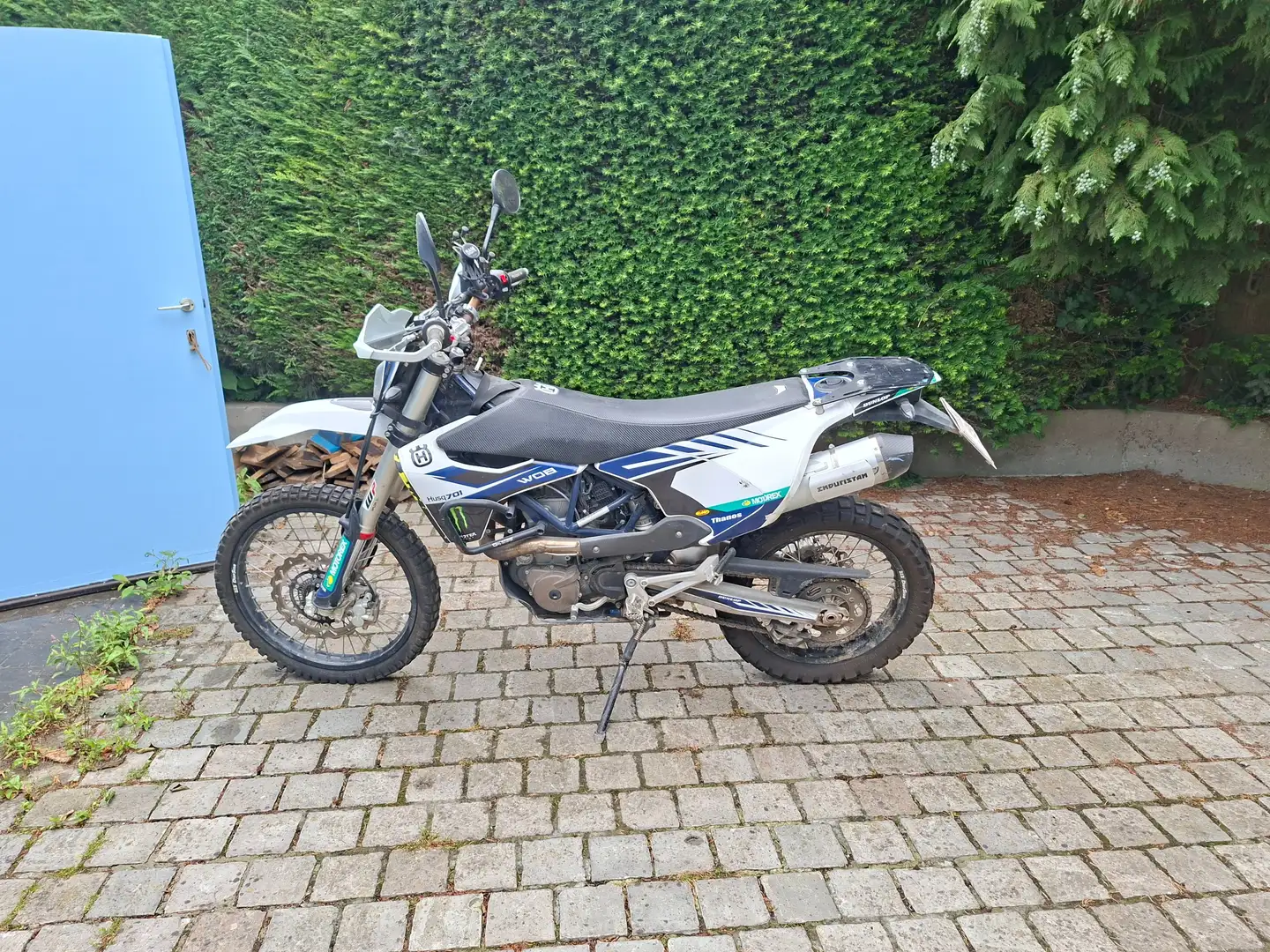 Husqvarna 701 Enduro White - 1