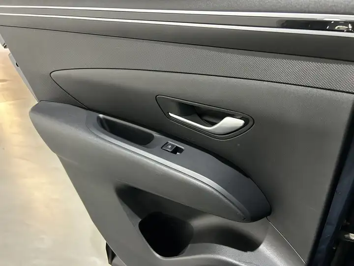 Hyundai Tucson 1.6 CRDI Maxx (2021) 2022, foto 18