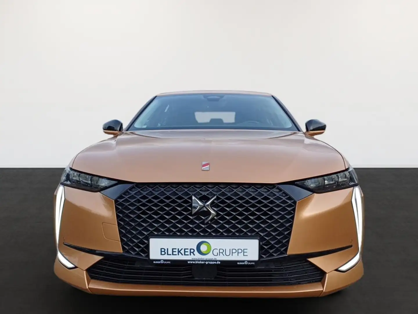 DS Automobiles DS 4 PureTech 180 Performance Line+ Oro - 2