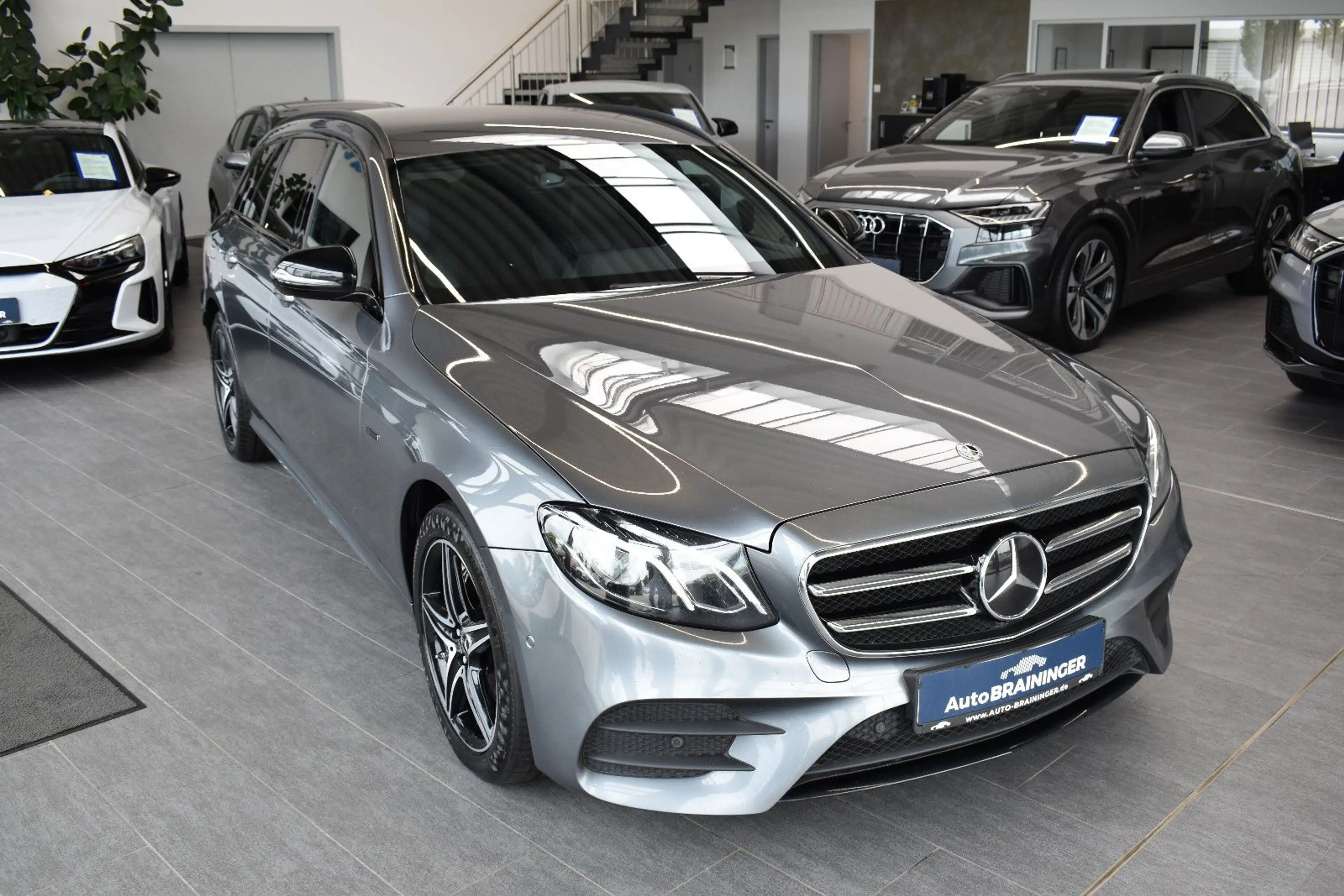 Mercedes-Benz E 300 de T 9G-tronic AMG-Line LED~Distron~Comand — photo 5
