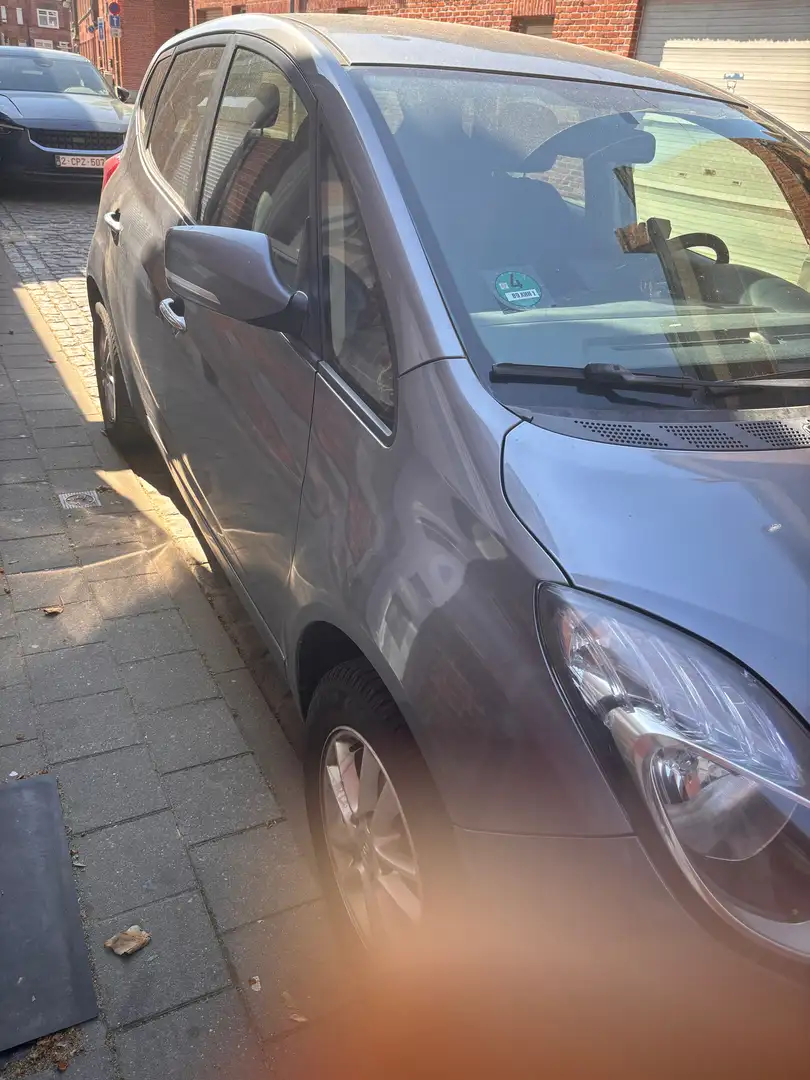 Hyundai iX20 ix20 1.6 Automatik Comfort Grijs - 1