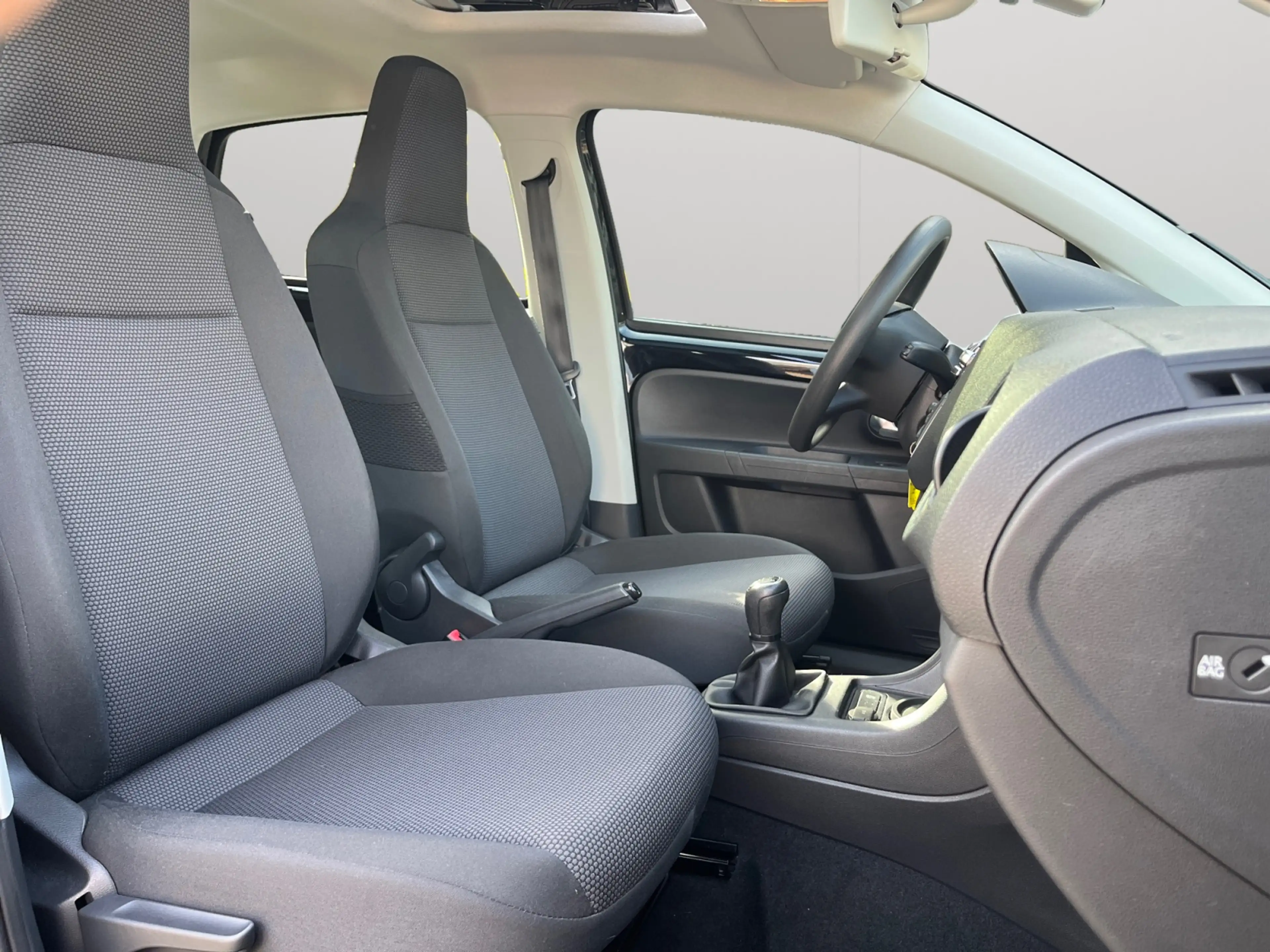 Skoda Citigo 1.0 Elegance 1.0 EU5 Elegance — photo 17