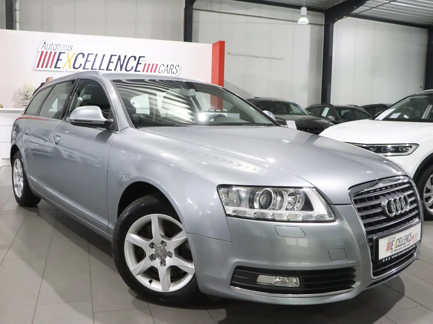 Audi A6 Avant 2.0 TFSI / VOLL-LEDER / XENON / NAVI+ Grau - 2