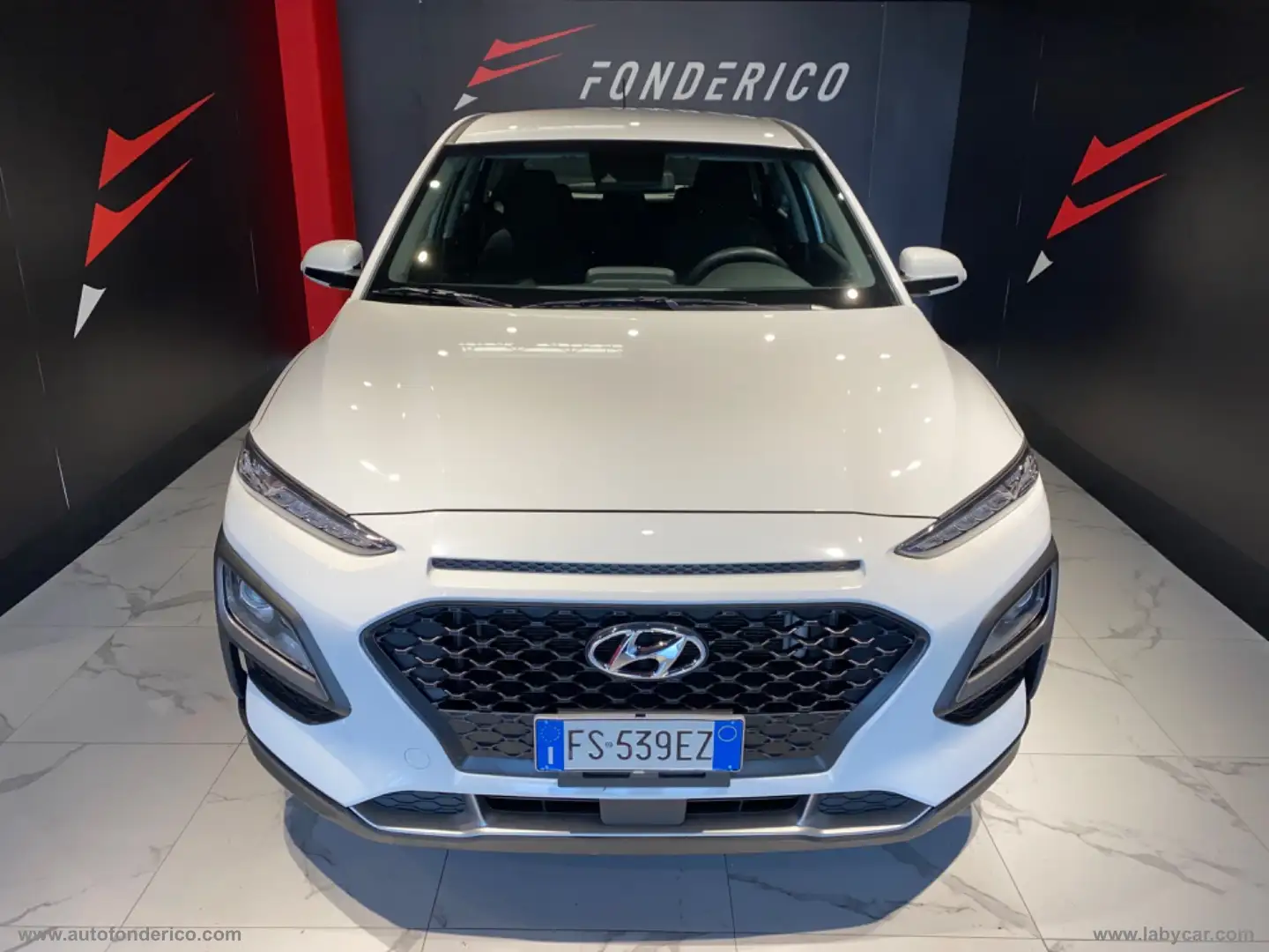 Hyundai KONA 1.6 CRDI 115 CV Style Grau - 1