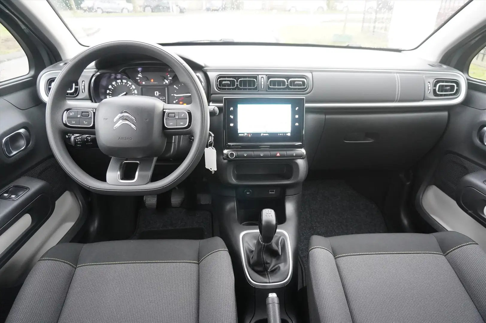 Citroen C3 1.2 PureTech 83pk S&S C-Series Multi Media Navigat Grau - 2