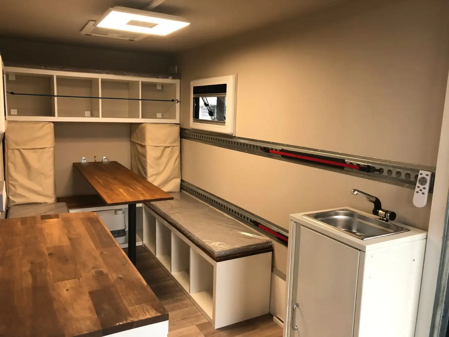 Autres Camper Gris - 2