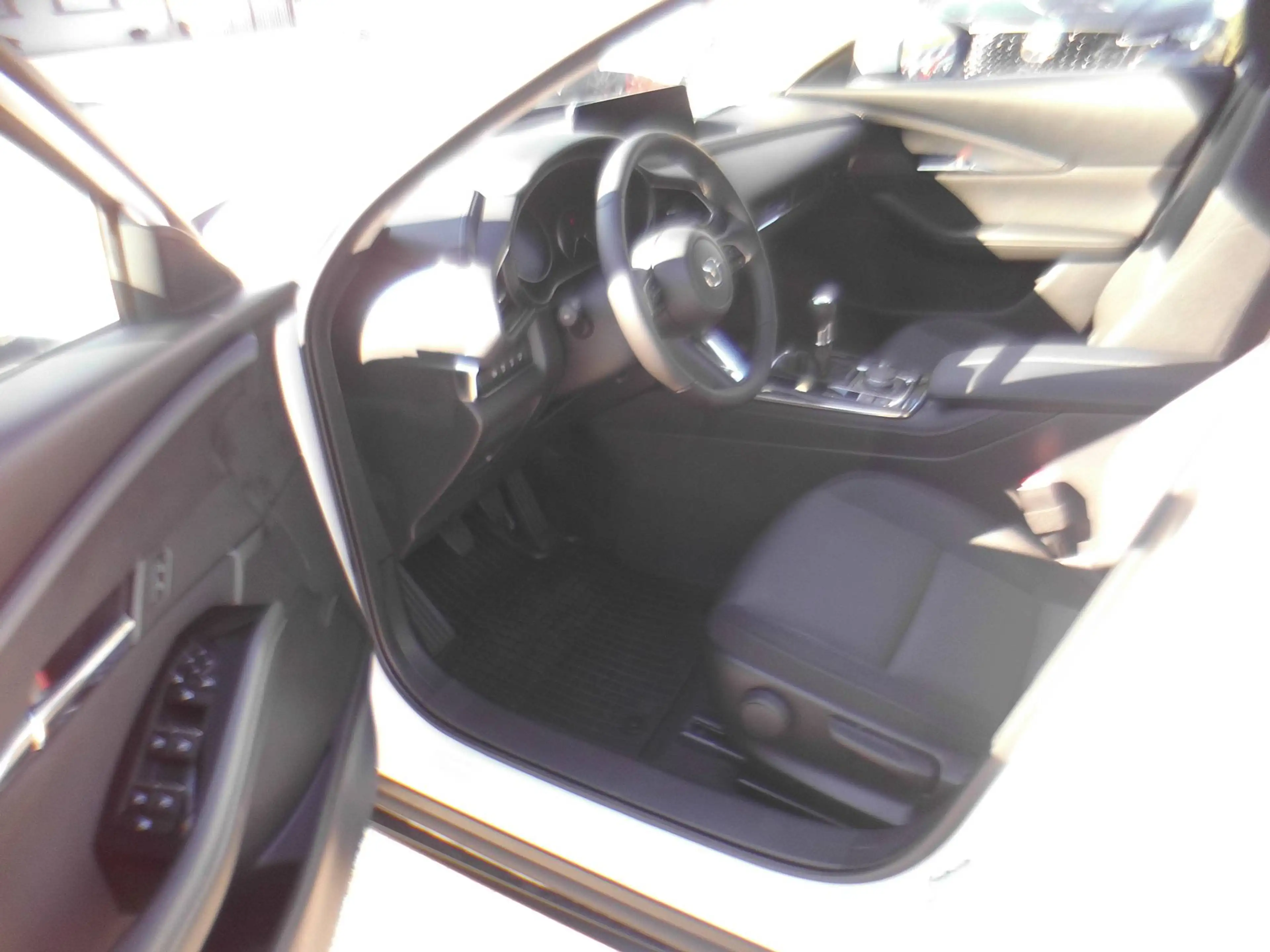 Mazda CX-30 2.5 Center Line 2WD — photo 13