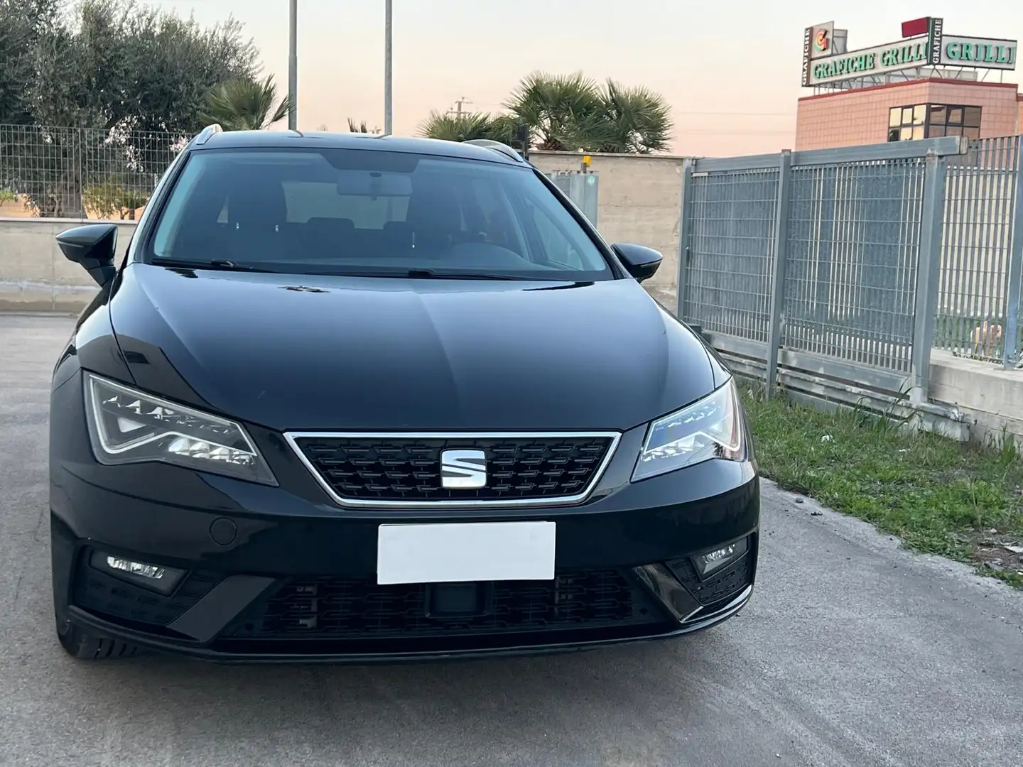 SEAT Leon ST XP 1.6 tdi cr Business High s&s 4drive 184cv ds - 1