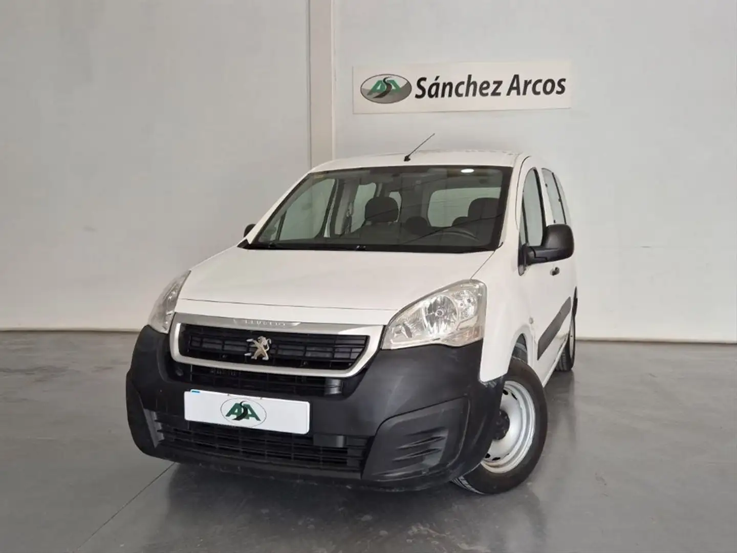 Peugeot Partner TEPEE Access 1.6 BlueHDi 55KW 75CV Blanco - 1