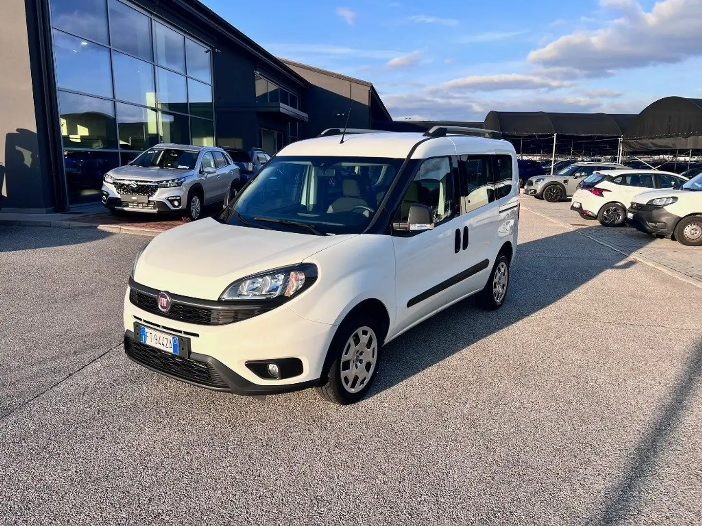 Fiat Doblo 1.4 T-Jet 16V Easy Bianco - 1