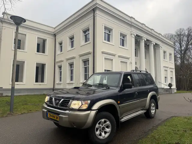 Nissan Patrol GR 3.0 Di 4X4 VAN, LANG 5 DEURS