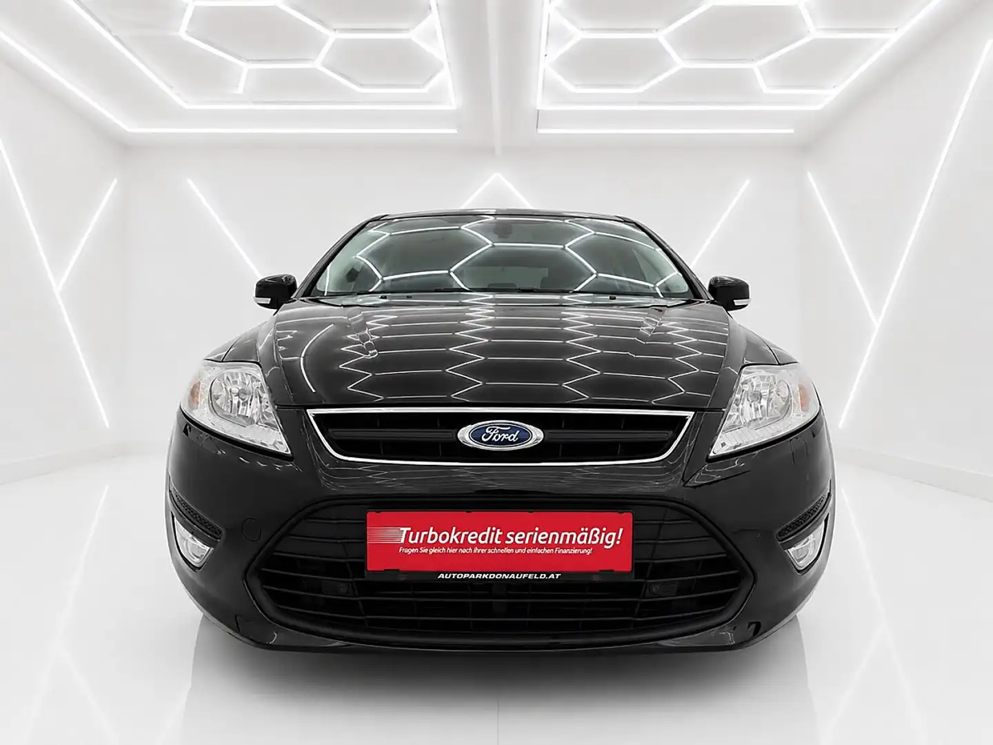 Ford Mondeo Trend 2,0 Trav. Schwarz - 2