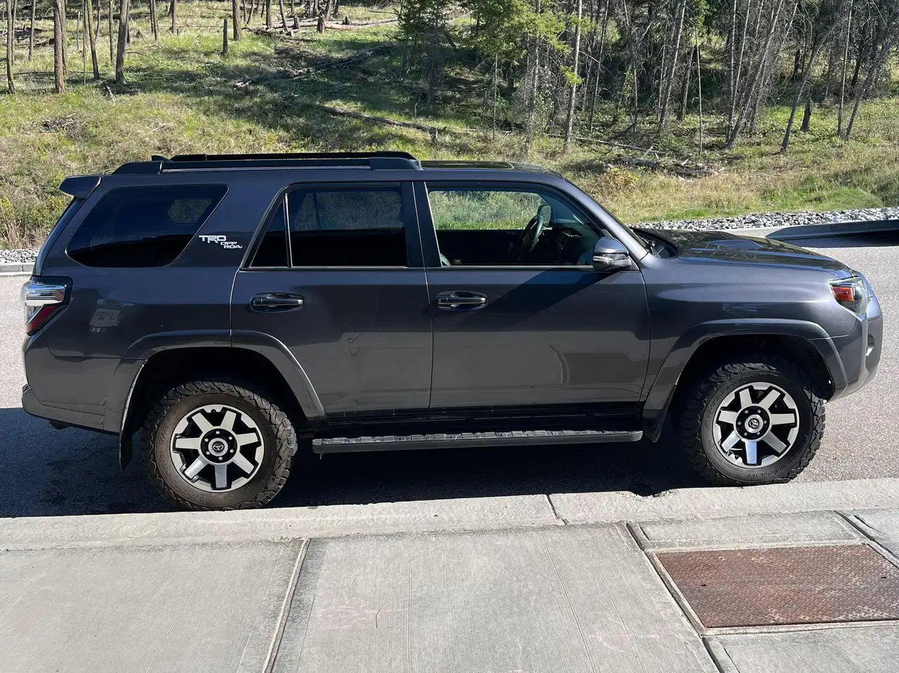 Toyota 4-Runner снимка Toyota 4-Runner