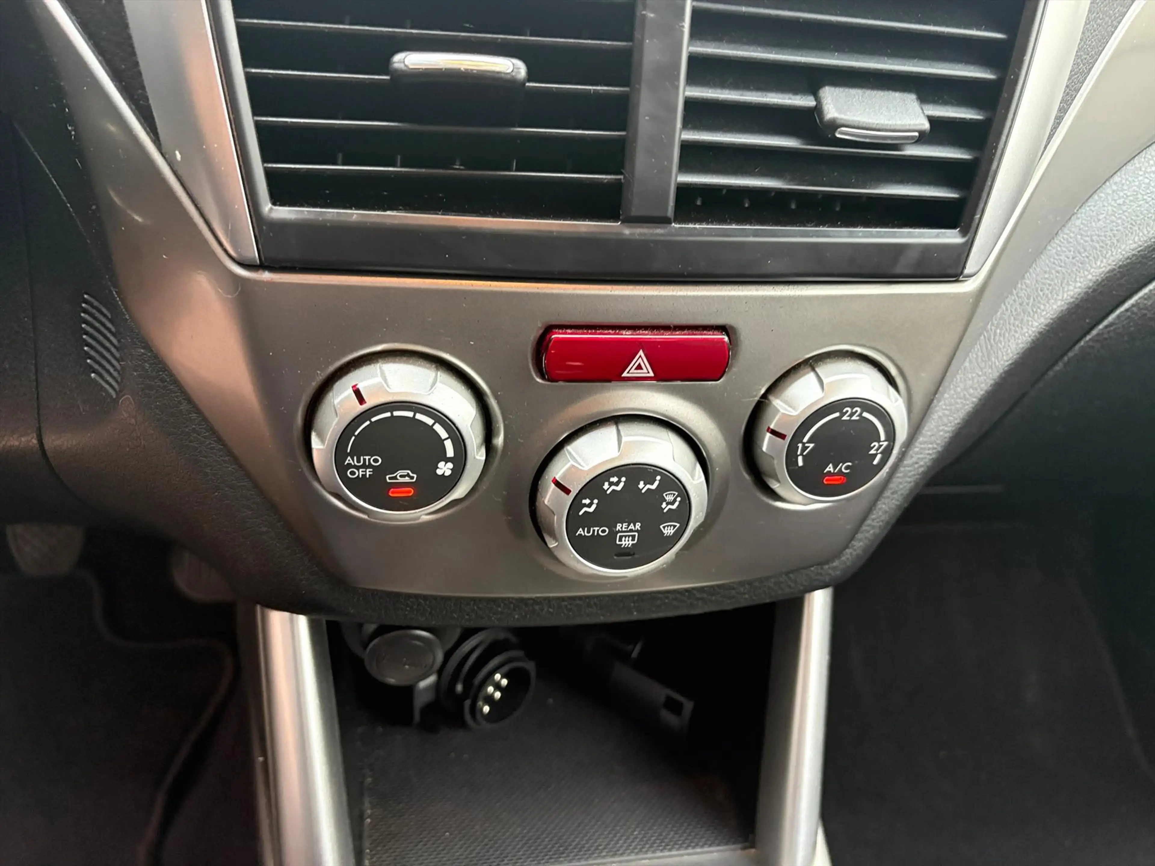 Subaru Forester 2.0 110KW AWD Comfort — photo 13