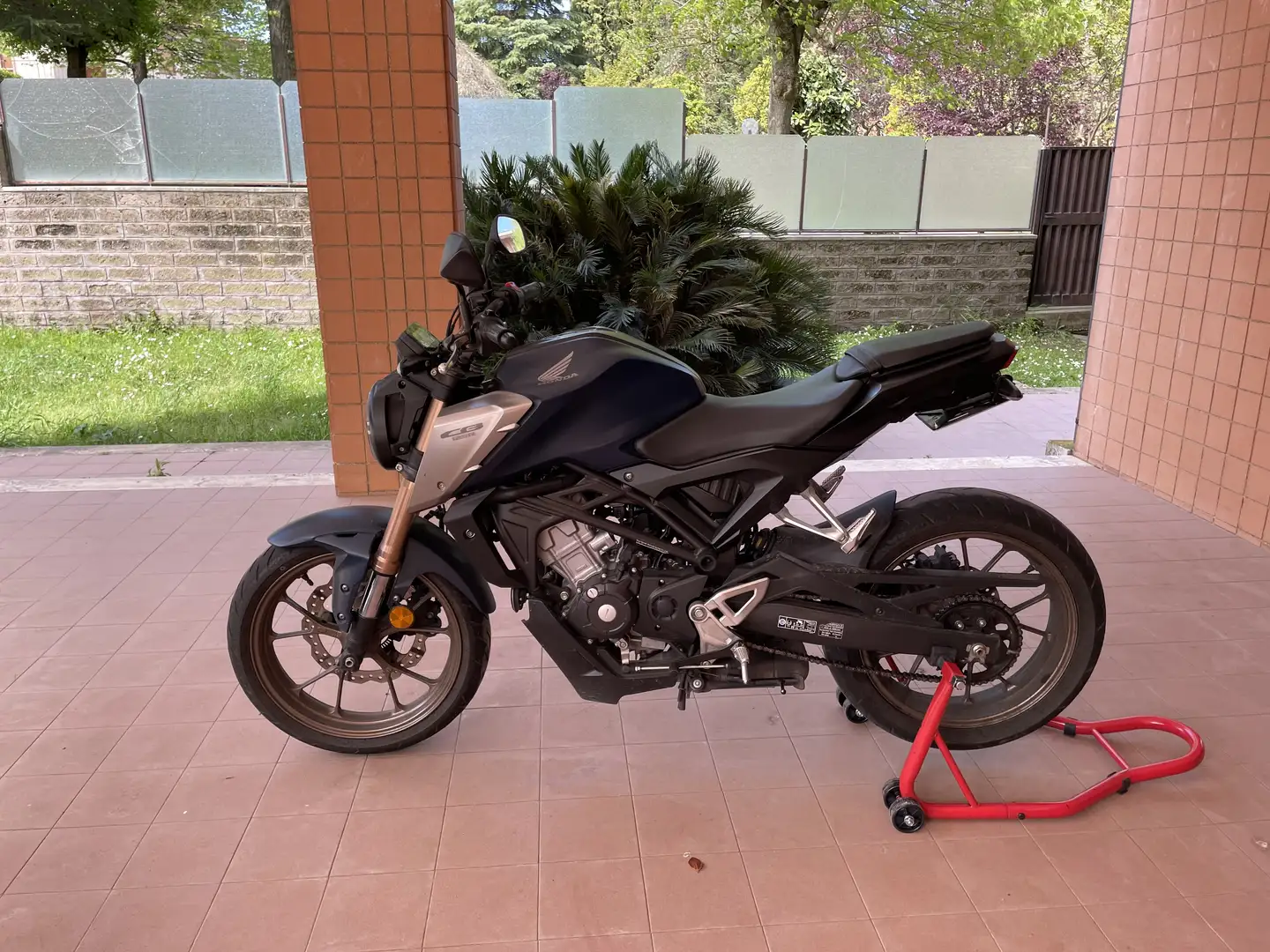 Honda CB 125 R - 1