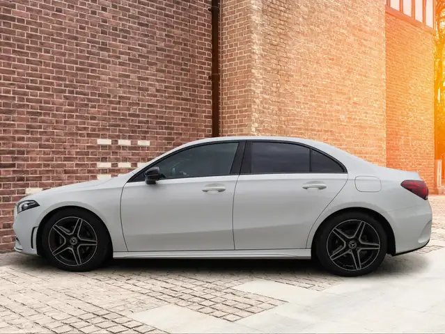 Mercedes-Benz A-Class view 3