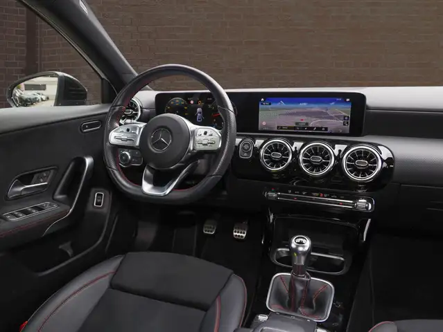 Mercedes-Benz A-Class view 8