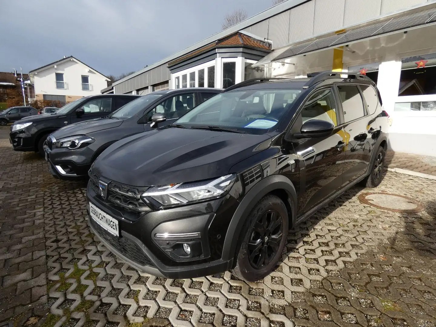 Dacia Jogger Extreme+ 7-Sitzer *LED*Navi*RCam*Vollauss Schwarz - 1