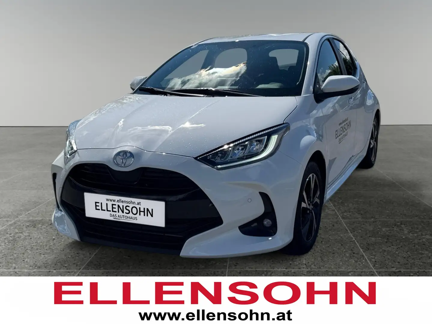 Toyota Yaris 1,5 l, 116 PS 5-tg. Active Drive Blanc - 1
