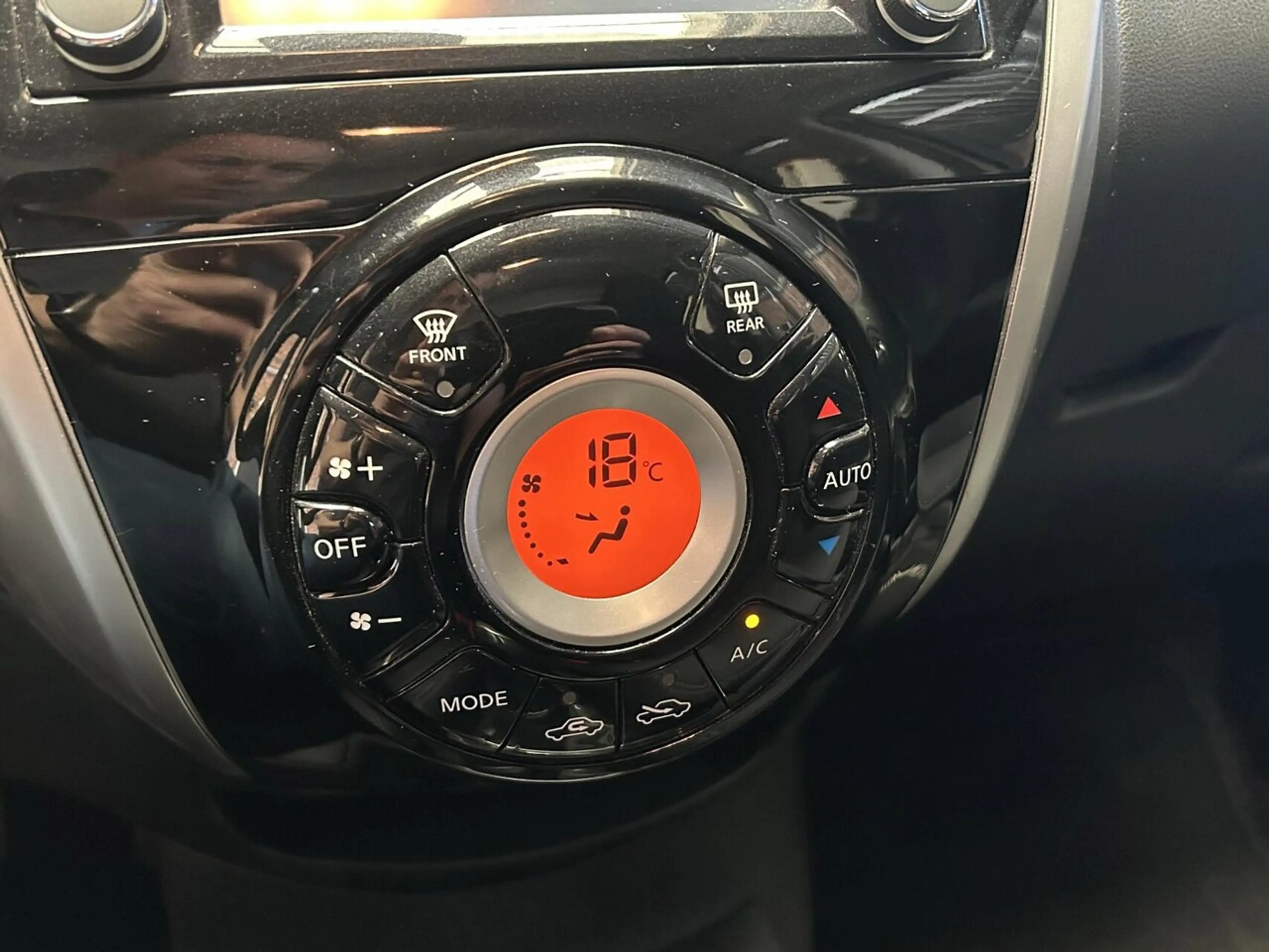 Nissan Note 1.2 Connect Edition — photo 15