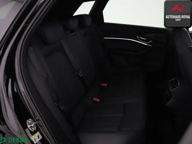 Audi E-Tron view 13