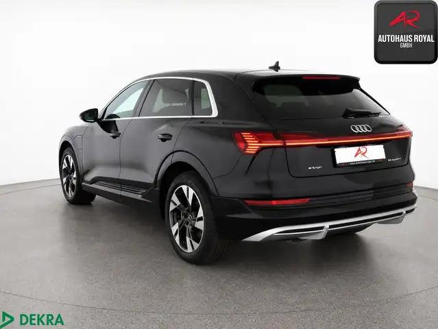 Audi E-Tron view 3
