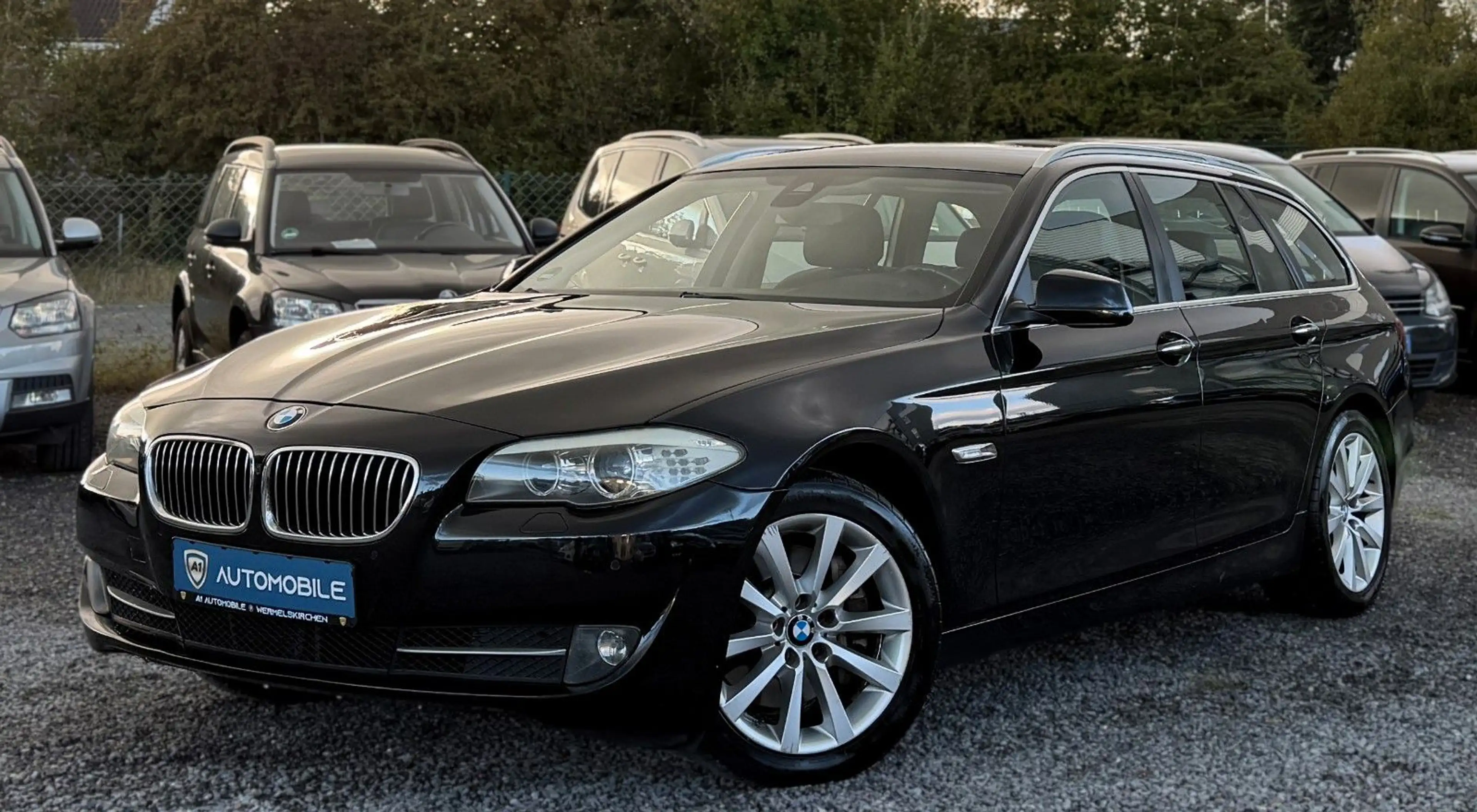 BMW 525 5 Touring 525 d xDrive°XENON°LEDER°AHK°NAVI°