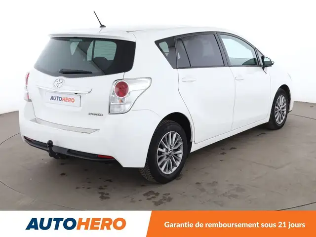 Toyota Verso view 6