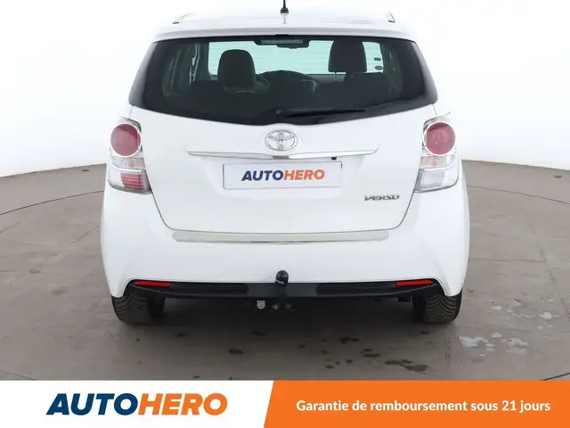 Toyota Verso view 5