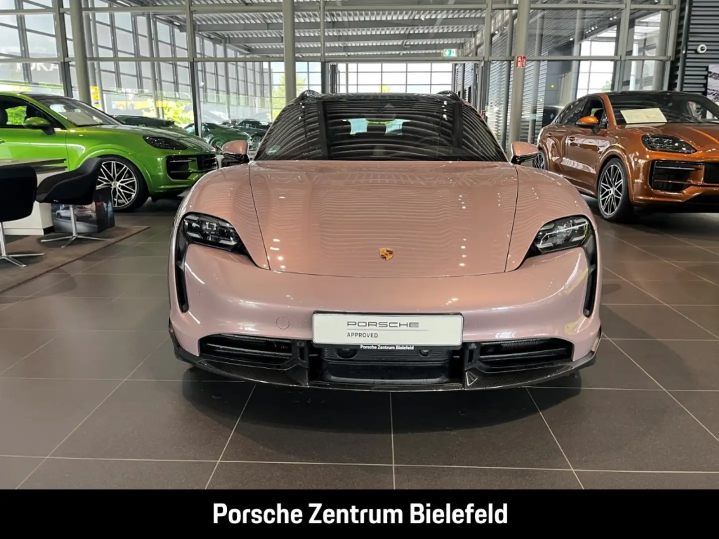 Porsche Taycan Turbo S Cross Turismo Burmester Panorama Mauve - 2