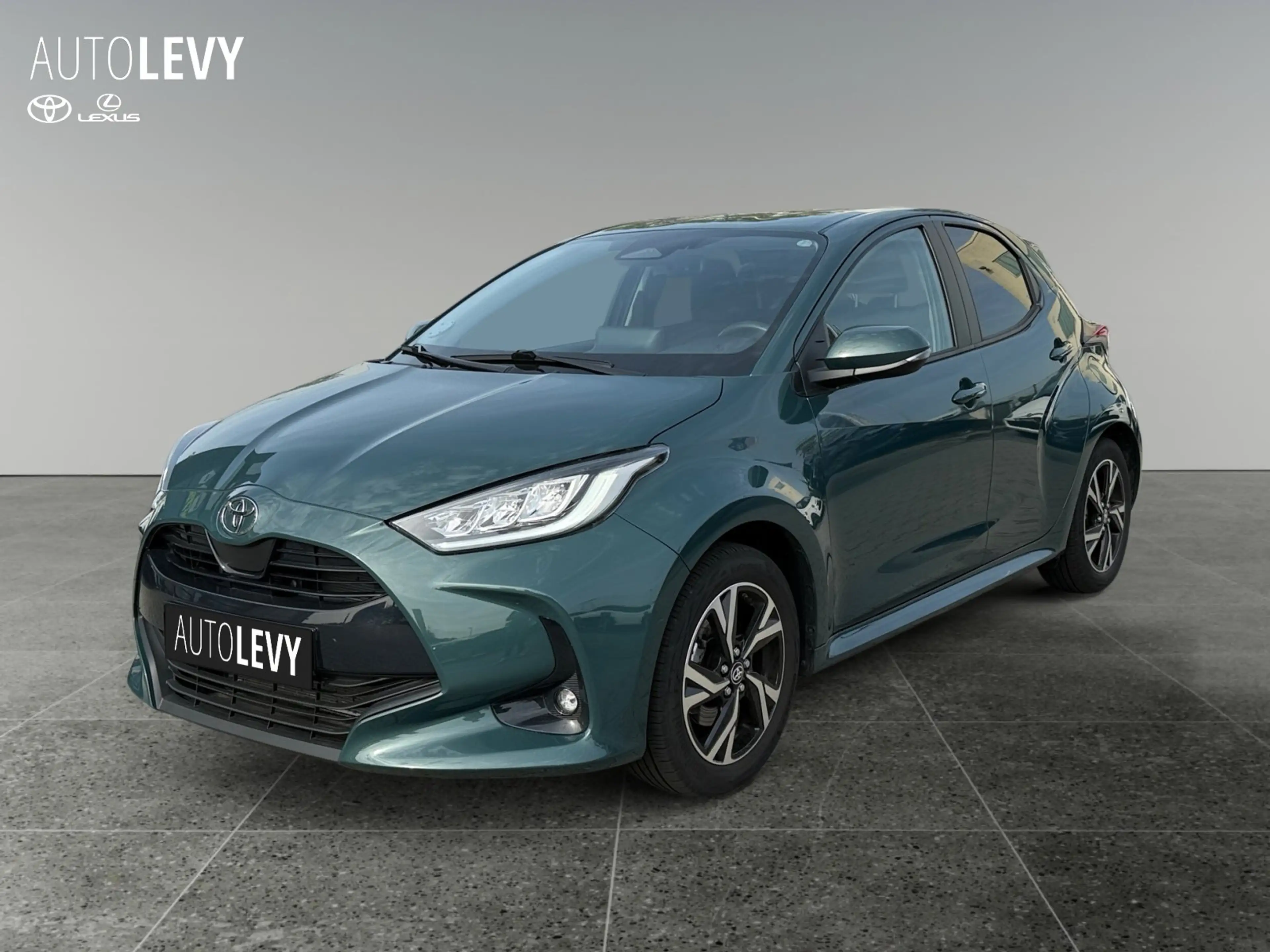 Toyota Yaris Style Hybrid CRAPLAY*LED*RFK*SHZ*LHZ*ACC — photo 2